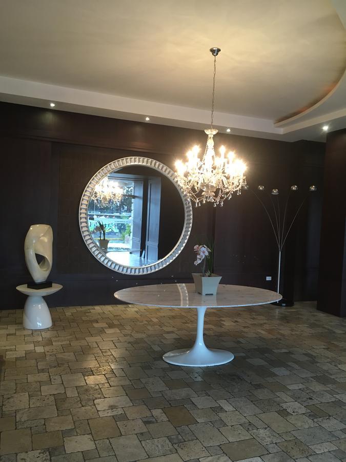 Suites Parque Real Кито Екстериор снимка