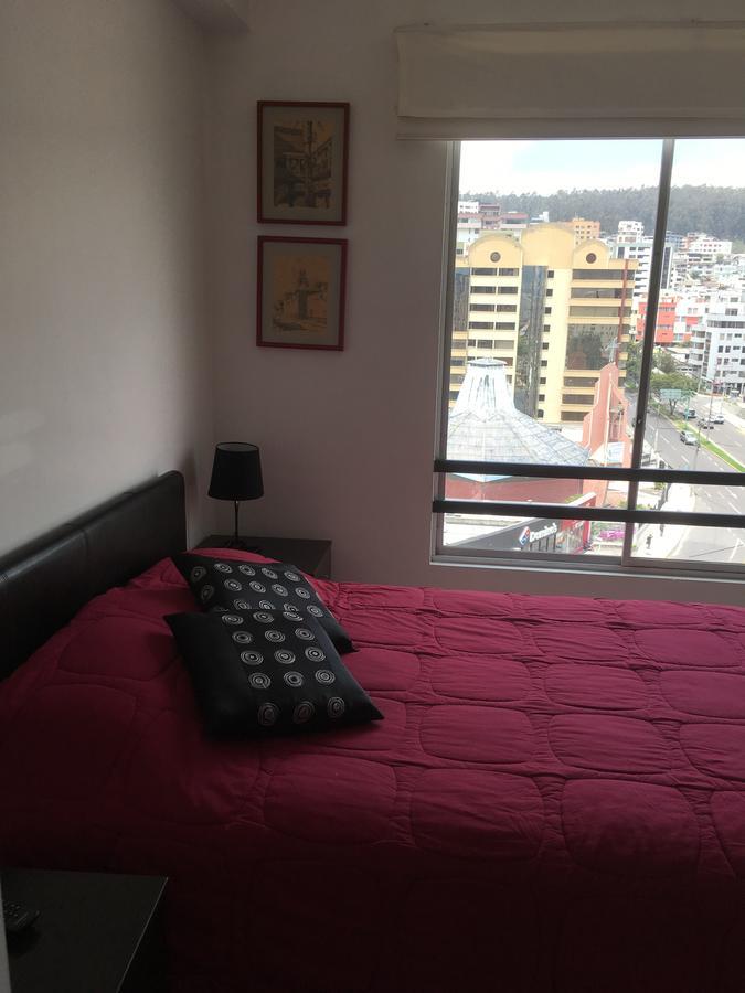 Suites Parque Real Кито Екстериор снимка