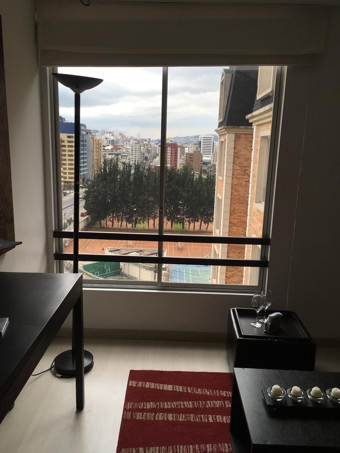 Suites Parque Real Кито Екстериор снимка