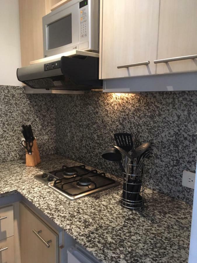 Suites Parque Real Кито Екстериор снимка