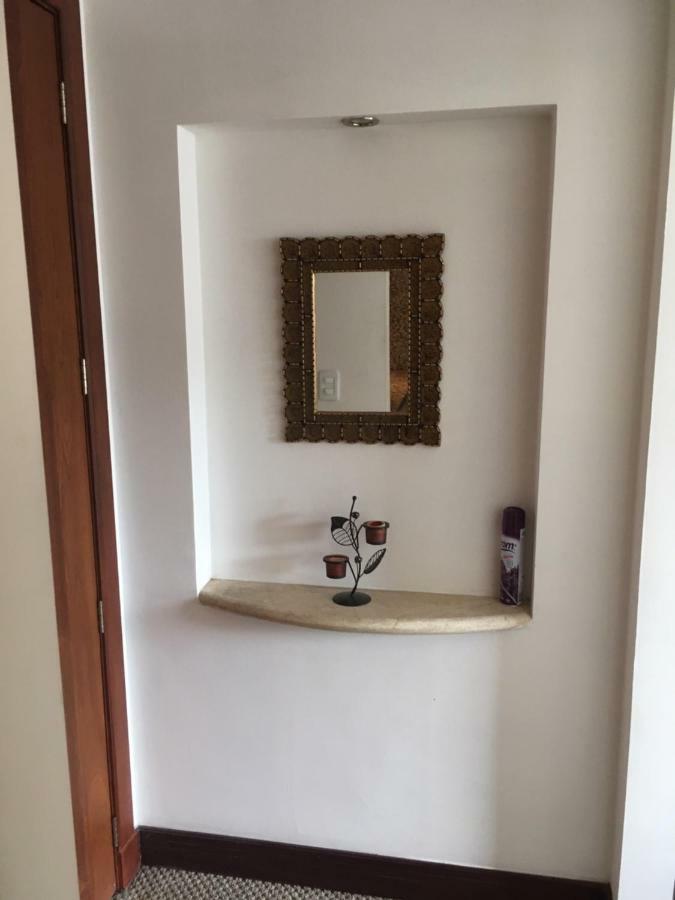 Suites Parque Real Кито Екстериор снимка