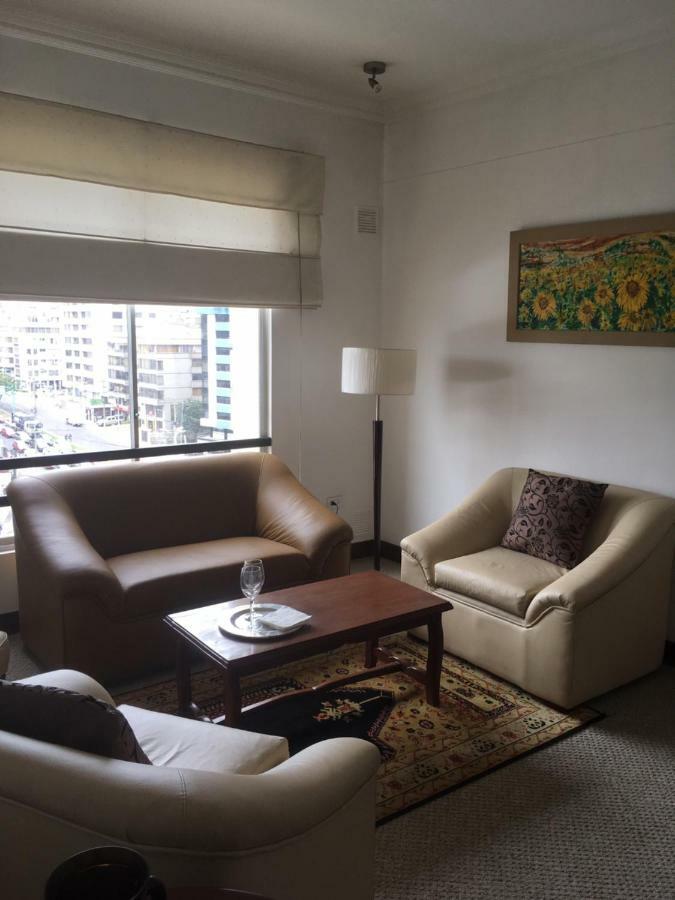 Suites Parque Real Кито Екстериор снимка