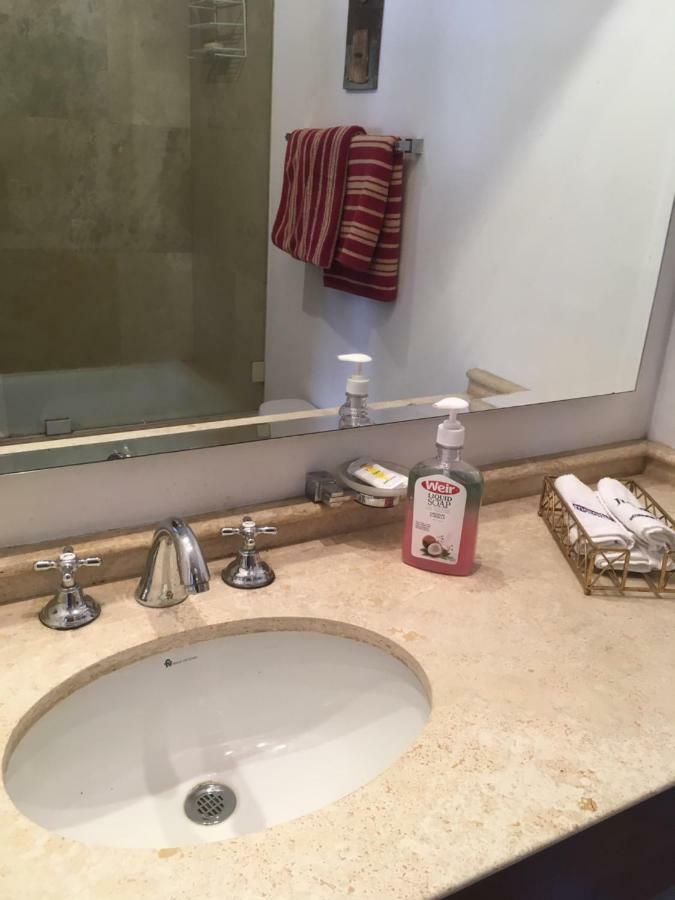 Suites Parque Real Кито Екстериор снимка