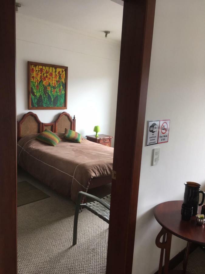 Suites Parque Real Кито Екстериор снимка